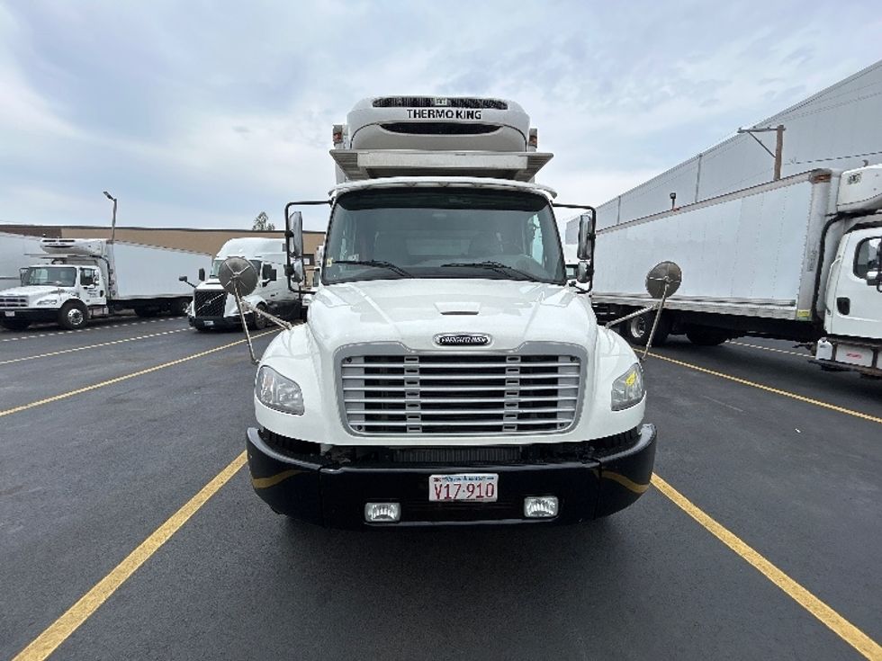 Refrigerated Truck-Light and Medium Duty Trucks-Freightliner-2020-M2-Braintree-MA-197,310\n\t\tmiles-$ 45,000 - Image 2