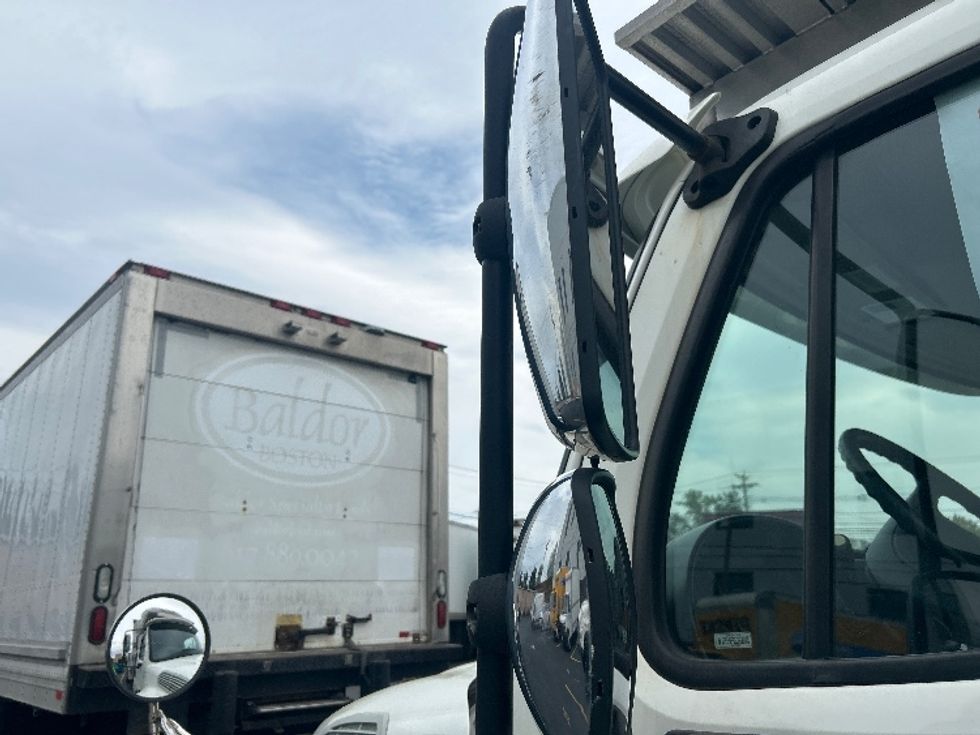 Refrigerated Truck-Light and Medium Duty Trucks-Freightliner-2020-M2-Braintree-MA-197,310\n\t\tmiles-$ 45,000 - Image 28