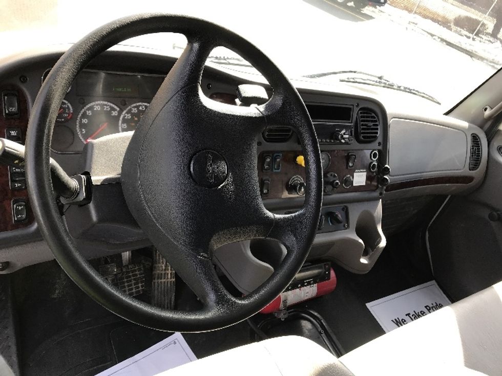 Refrigerated Truck-Light and Medium Duty Trucks-Freightliner-2020-M2-Braintree-MA-200,336\n\t\tmiles-$ 50,250 - Image 18