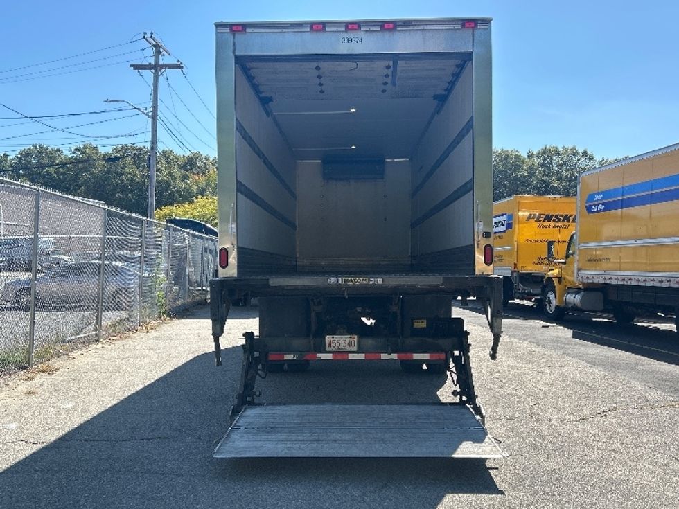 Refrigerated Truck-Light and Medium Duty Trucks-Freightliner-2020-M2-Braintree-MA-200,336\n\t\tmiles-$ 50,250 - Image 9