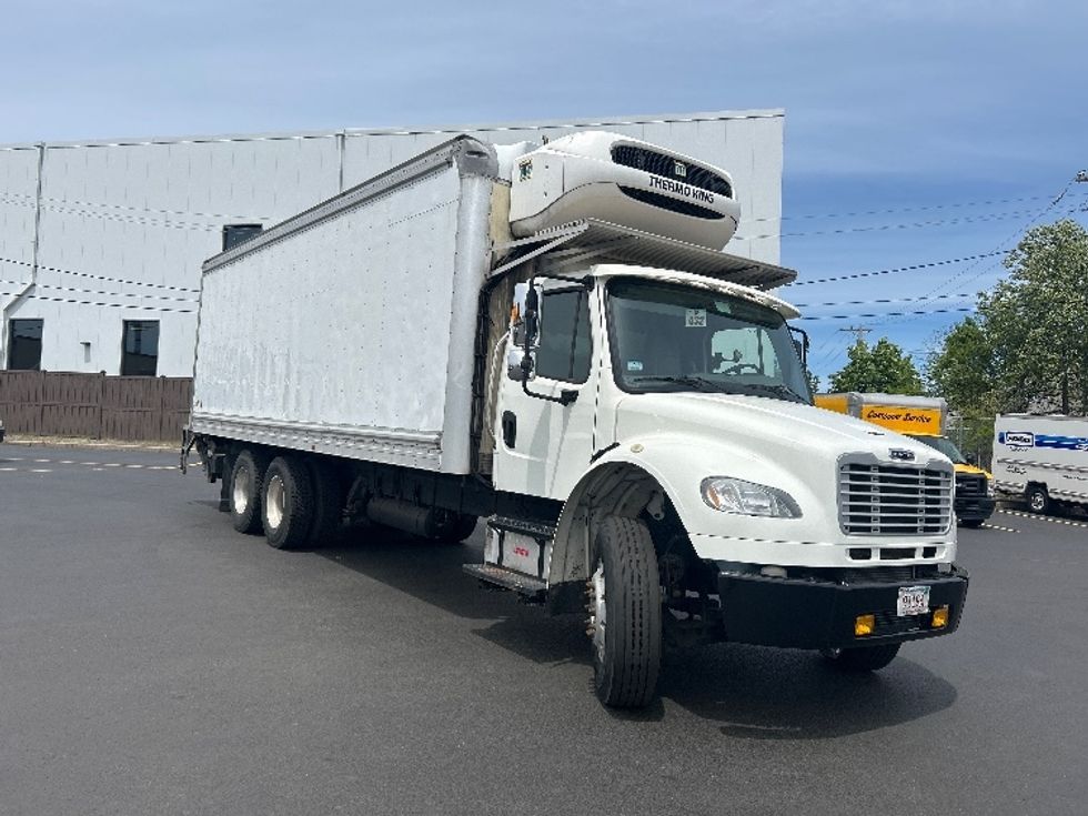 Refrigerated Truck-Light and Medium Duty Trucks-Freightliner-2020-M2-Braintree-MA-86,974\n\t\tmiles-$ 68,500 - Image 1