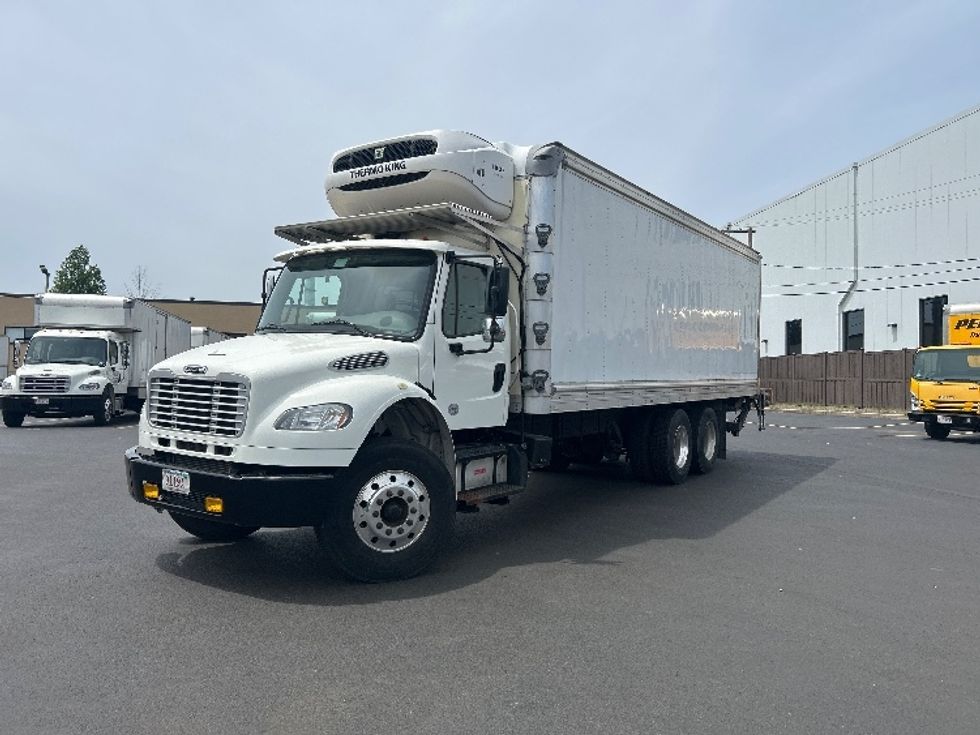 Refrigerated Truck-Light and Medium Duty Trucks-Freightliner-2020-M2-Braintree-MA-86,974\n\t\tmiles-$ 68,500 - Image 3