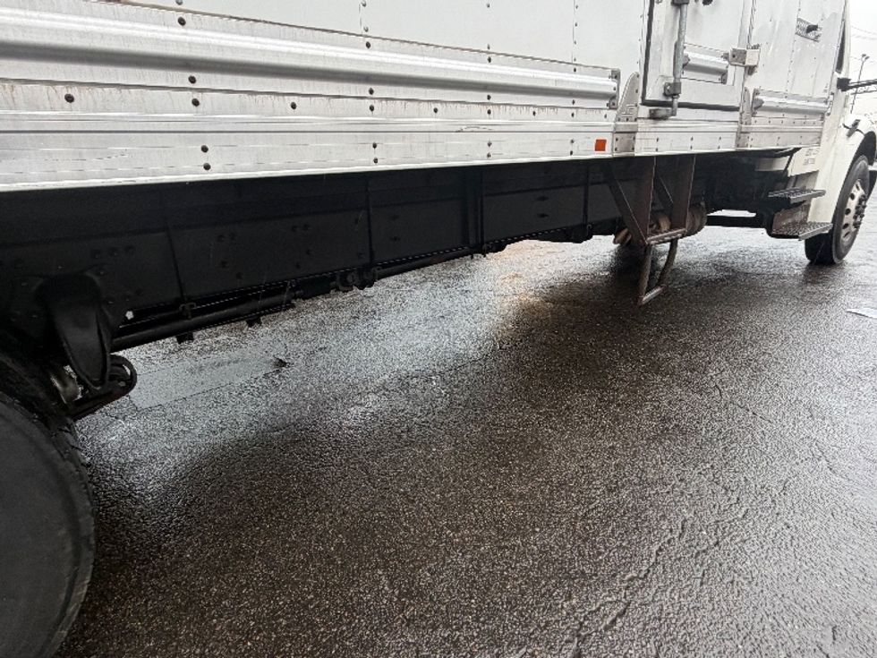 Refrigerated Truck-Light and Medium Duty Trucks-Freightliner-2020-M2-Bronx-NY-168,457\n\t\tmiles-$ 51,500 - Image 14