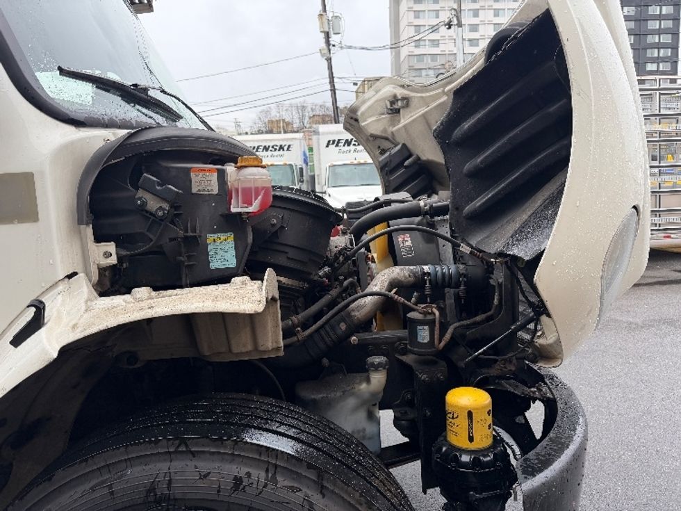 Refrigerated Truck-Light and Medium Duty Trucks-Freightliner-2020-M2-Bronx-NY-168,457\n\t\tmiles-$ 51,500 - Image 23