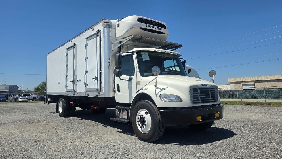Refrigerated Truck-Light and Medium Duty Trucks-Freightliner-2020-M2-Bronx-NY-207,885\n\t\tmiles-$ 44,250 - Image 1