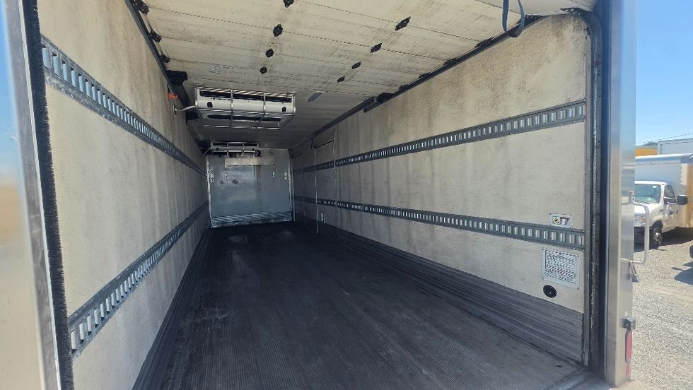 Refrigerated Truck-Light and Medium Duty Trucks-Freightliner-2020-M2-Bronx-NY-207,885\n\t\tmiles-$ 44,250 - Image 12