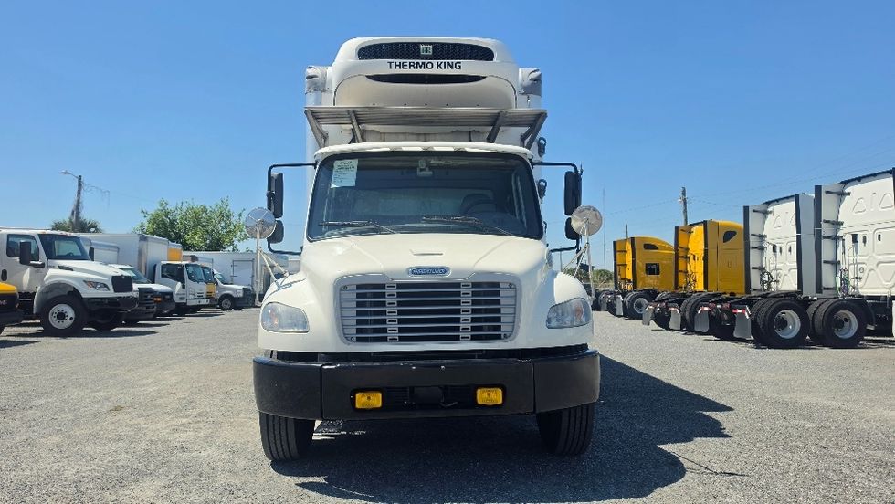 Refrigerated Truck-Light and Medium Duty Trucks-Freightliner-2020-M2-Bronx-NY-207,885\n\t\tmiles-$ 44,250 - Image 2