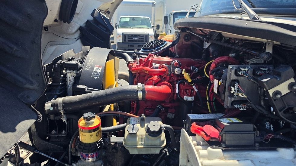 Refrigerated Truck-Light and Medium Duty Trucks-Freightliner-2020-M2-Bronx-NY-207,885\n\t\tmiles-$ 44,250 - Image 24