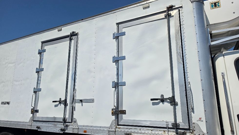 Refrigerated Truck-Light and Medium Duty Trucks-Freightliner-2020-M2-Bronx-NY-207,885\n\t\tmiles-$ 44,250 - Image 25