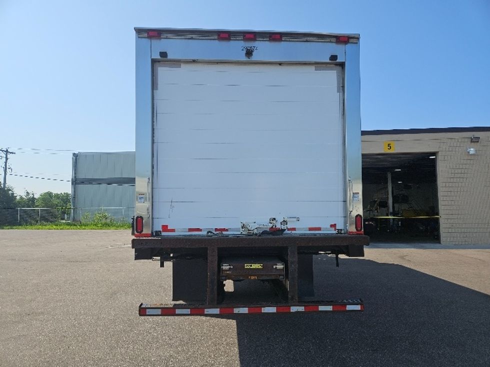 Refrigerated Truck-Light and Medium Duty Trucks-Freightliner-2020-M2-Brooklyn Park-MN-136,235\n\t\tmiles-$ 43,750 - Image 7