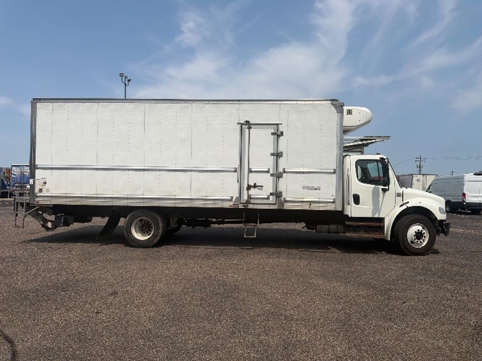Refrigerated Truck-Light and Medium Duty Trucks-Freightliner-2020-M2-Brooklyn Park-MN-236,125\n\t\tmiles-$ 44,250 - Image 15