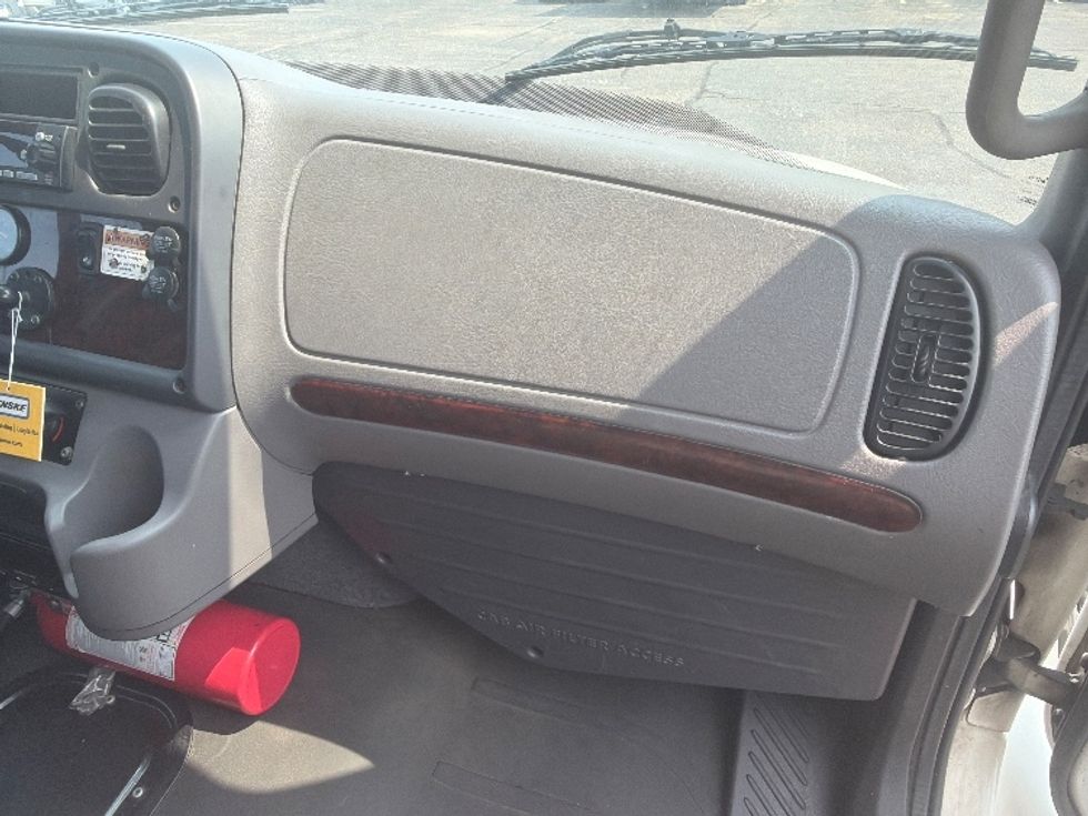 Refrigerated Truck-Light and Medium Duty Trucks-Freightliner-2020-M2-Brooklyn Park-MN-236,125\n\t\tmiles-$ 44,250 - Image 21