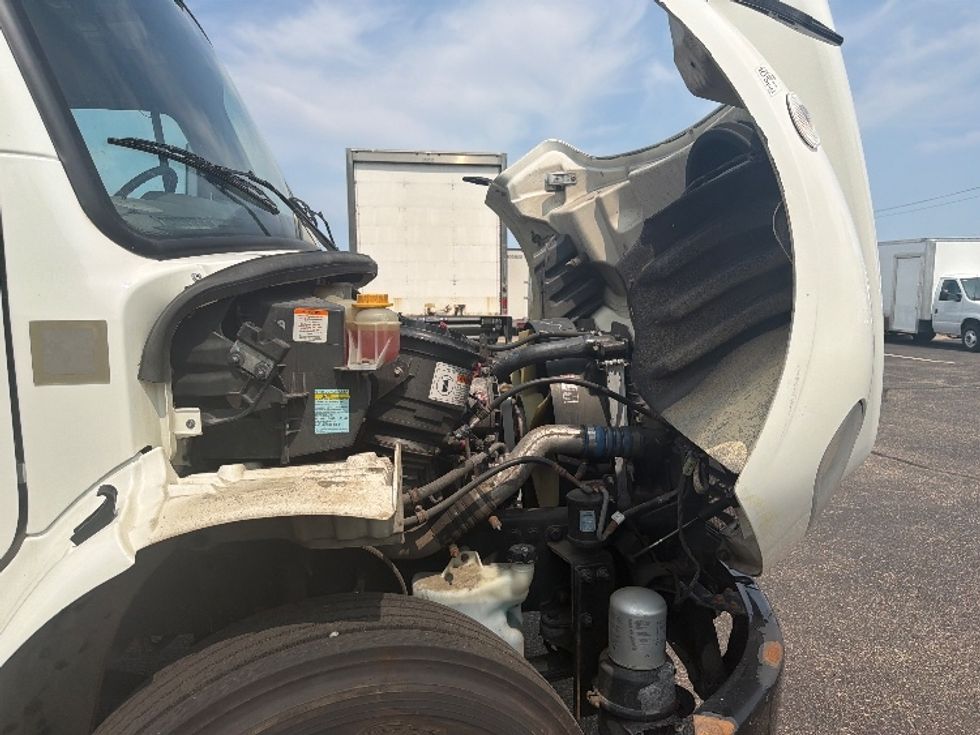 Refrigerated Truck-Light and Medium Duty Trucks-Freightliner-2020-M2-Brooklyn Park-MN-236,125\n\t\tmiles-$ 44,250 - Image 23