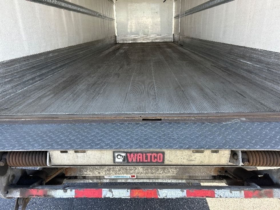 Refrigerated Truck-Light and Medium Duty Trucks-Freightliner-2020-M2-Brooklyn Park-MN-312,918\n\t\tmiles-$ 44,500 - Image 10