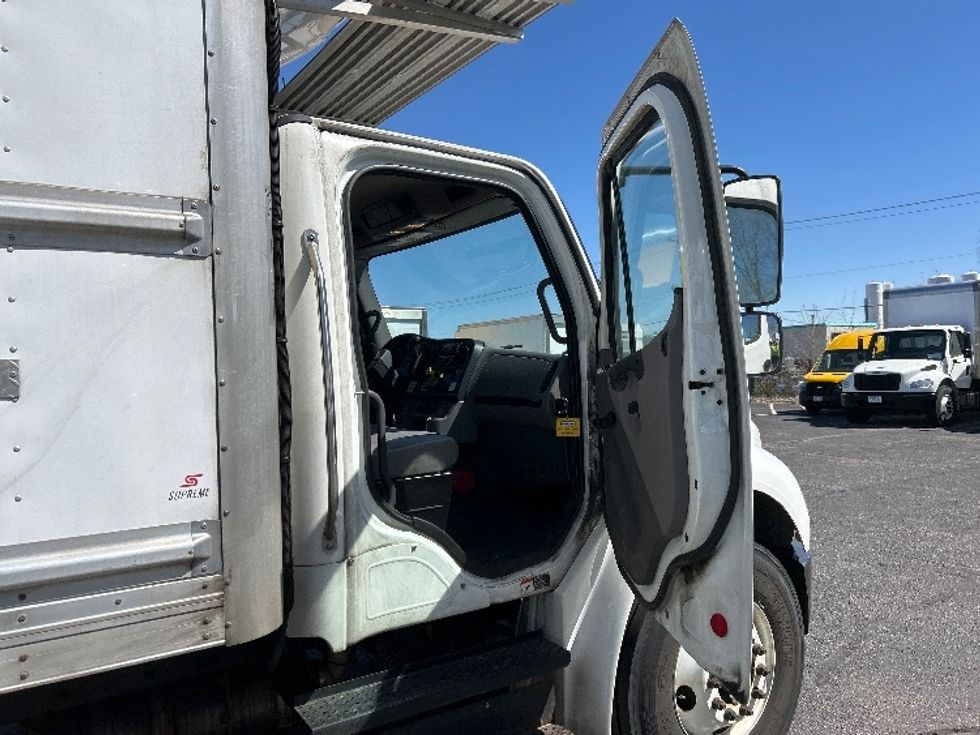 Refrigerated Truck-Light and Medium Duty Trucks-Freightliner-2020-M2-Brooklyn Park-MN-312,918\n\t\tmiles-$ 44,500 - Image 20
