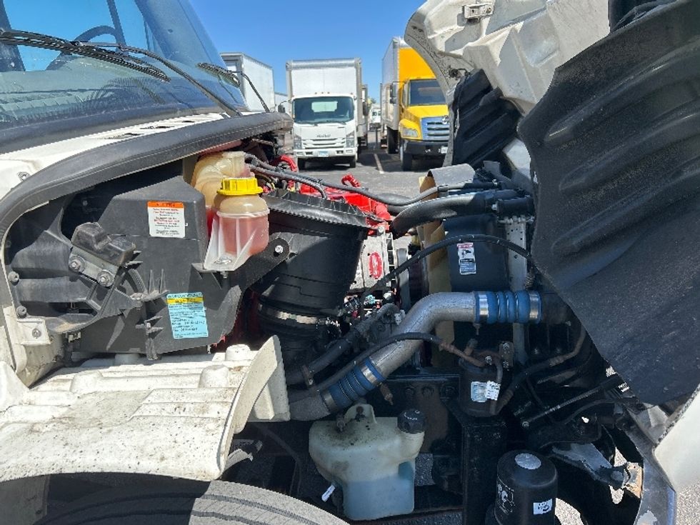 Refrigerated Truck-Light and Medium Duty Trucks-Freightliner-2020-M2-Brooklyn Park-MN-312,918\n\t\tmiles-$ 44,500 - Image 23