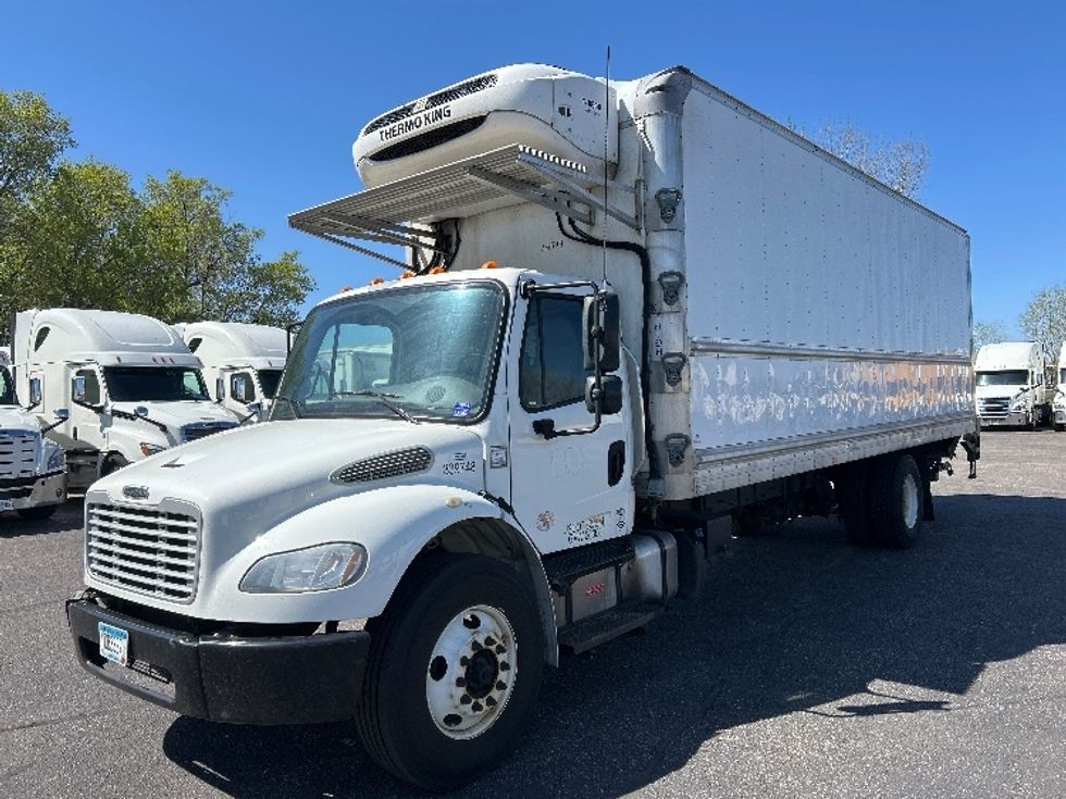 Refrigerated Truck-Light and Medium Duty Trucks-Freightliner-2020-M2-Brooklyn Park-MN-312,918\n\t\tmiles-$ 44,500 - Image 3