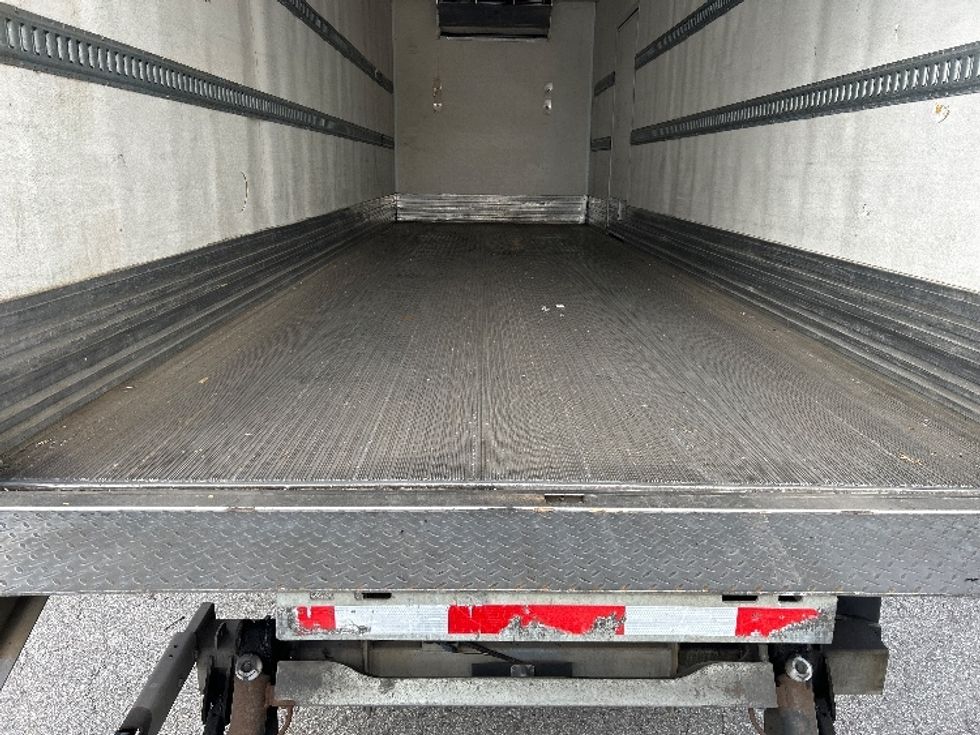 Refrigerated Truck-Light and Medium Duty Trucks-Freightliner-2020-M2-Burnaby-BC-171,500\n\t\tkm-$ 92,500 - Image 10