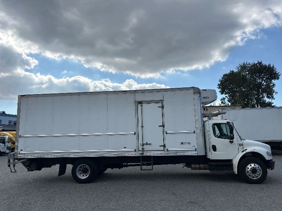 Refrigerated Truck-Light and Medium Duty Trucks-Freightliner-2020-M2-Burnaby-BC-171,500\n\t\tkm-$ 92,500 - Image 15