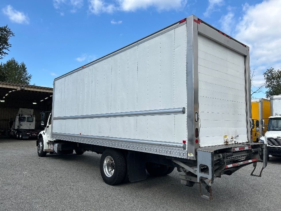 Refrigerated Truck-Light and Medium Duty Trucks-Freightliner-2020-M2-Burnaby-BC-171,500\n\t\tkm-$ 92,500 - Image 6