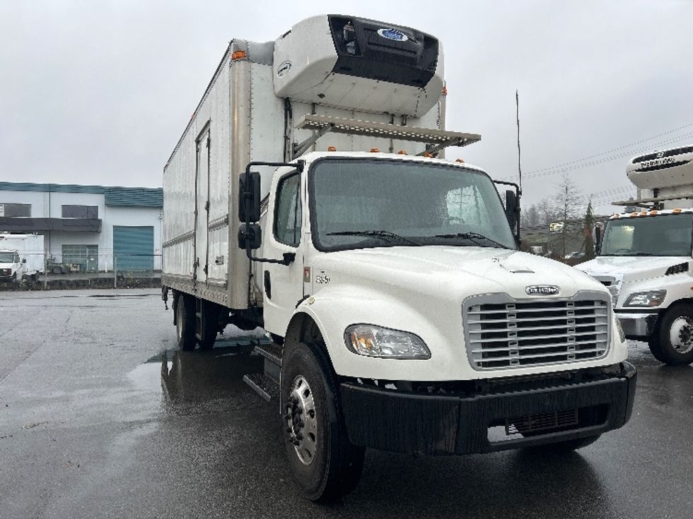 Refrigerated Truck-Light and Medium Duty Trucks-Freightliner-2020-M2-Burnaby-BC-214,584\n\t\tkm-$ 86,750 - Image 1