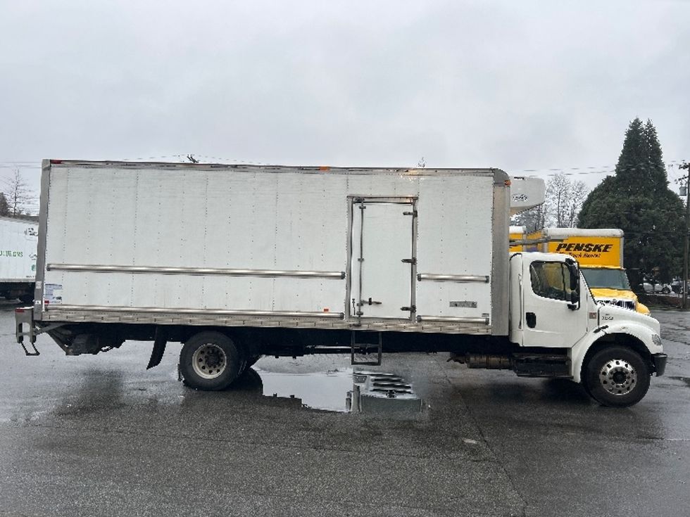 Refrigerated Truck-Light and Medium Duty Trucks-Freightliner-2020-M2-Burnaby-BC-214,584\n\t\tkm-$ 86,750 - Image 15