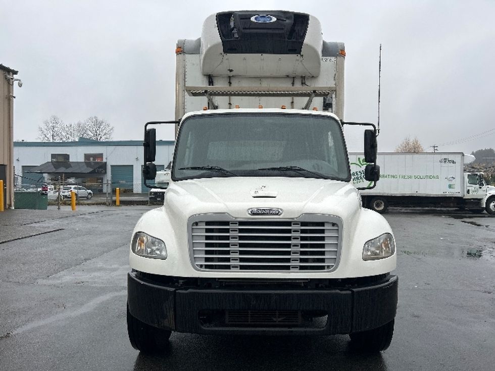 Refrigerated Truck-Light and Medium Duty Trucks-Freightliner-2020-M2-Burnaby-BC-214,584\n\t\tkm-$ 86,750 - Image 2