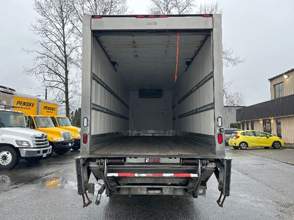Refrigerated Truck-Light and Medium Duty Trucks-Freightliner-2020-M2-Burnaby-BC-214,584\n\t\tkm-$ 86,750 - Image 8