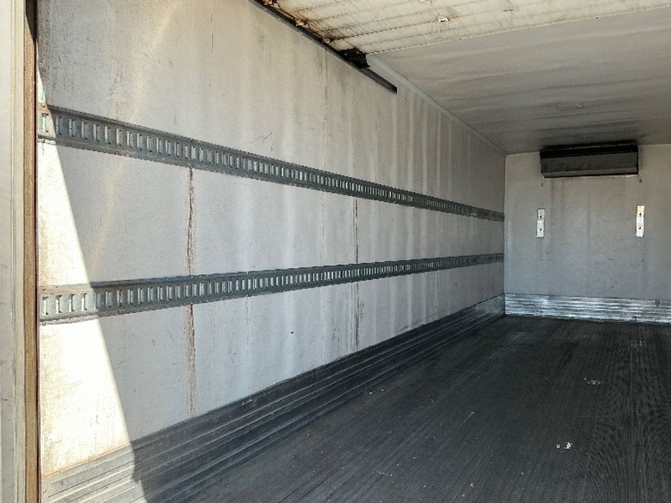 Refrigerated Truck-Light and Medium Duty Trucks-Freightliner-2020-M2-Calgary-AB-177,633\n\t\tkm-$ 92,000 - Image 11