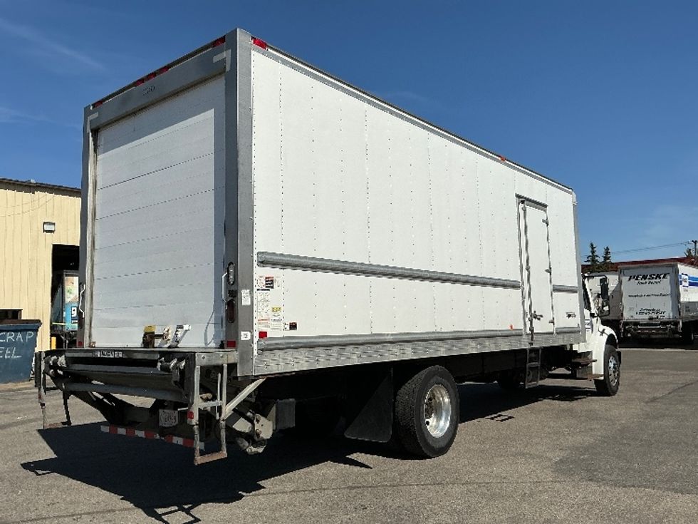 Refrigerated Truck-Light and Medium Duty Trucks-Freightliner-2020-M2-Calgary-AB-177,633\n\t\tkm-$ 92,000 - Image 13