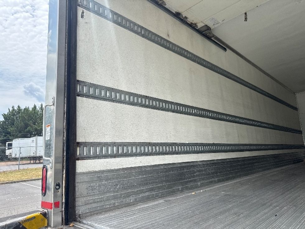 Refrigerated Truck-Light and Medium Duty Trucks-Freightliner-2020-M2-Capitol Heights-MD-235,365\n\t\tmiles-$ 58,750 - Image 11