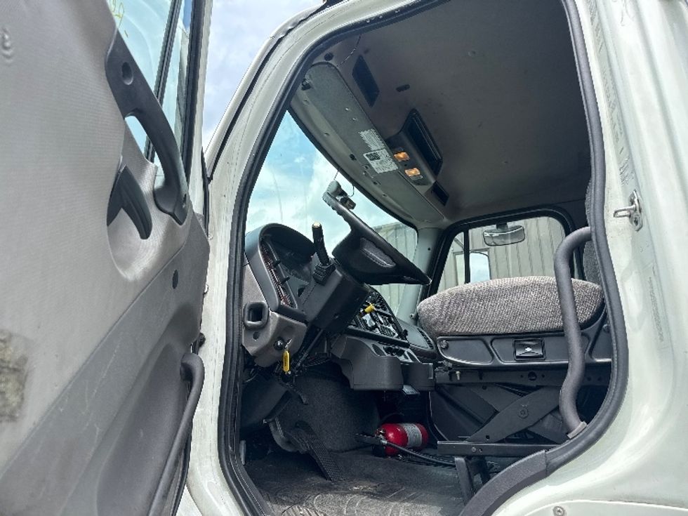 Refrigerated Truck-Light and Medium Duty Trucks-Freightliner-2020-M2-Capitol Heights-MD-235,365\n\t\tmiles-$ 58,750 - Image 16