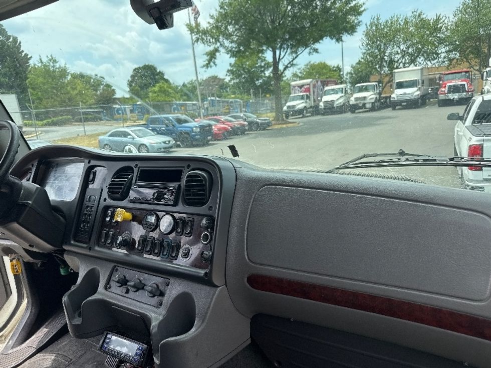 Refrigerated Truck-Light and Medium Duty Trucks-Freightliner-2020-M2-Capitol Heights-MD-235,365\n\t\tmiles-$ 58,750 - Image 21