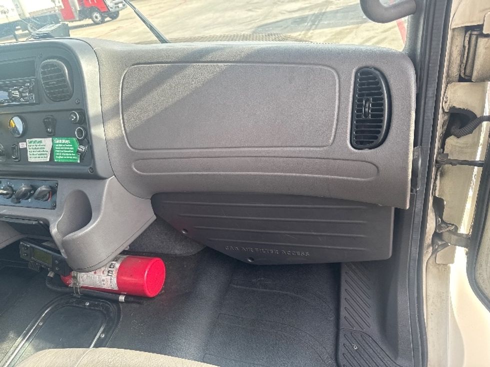 Refrigerated Truck-Light and Medium Duty Trucks-Freightliner-2020-M2-Carrollton-TX-140,202\n\t\tmiles-$ 57,500 - Image 21