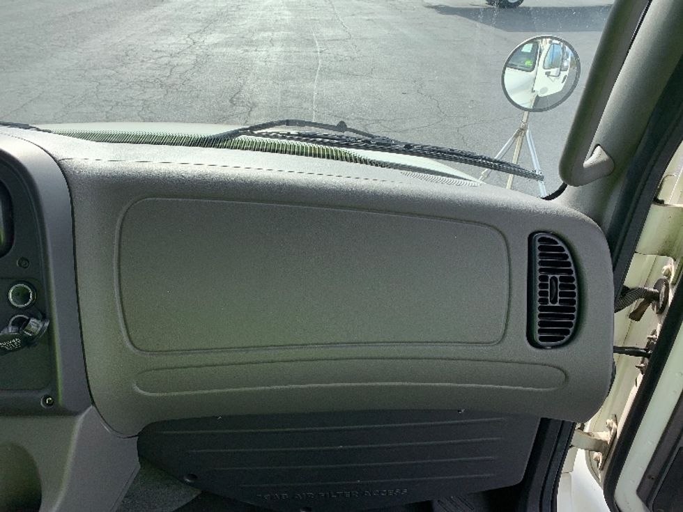 Refrigerated Truck-Light and Medium Duty Trucks-Freightliner-2020-M2-Charlotte-NC-100,520\n\t\tmiles-$ 77,250 - Image 21