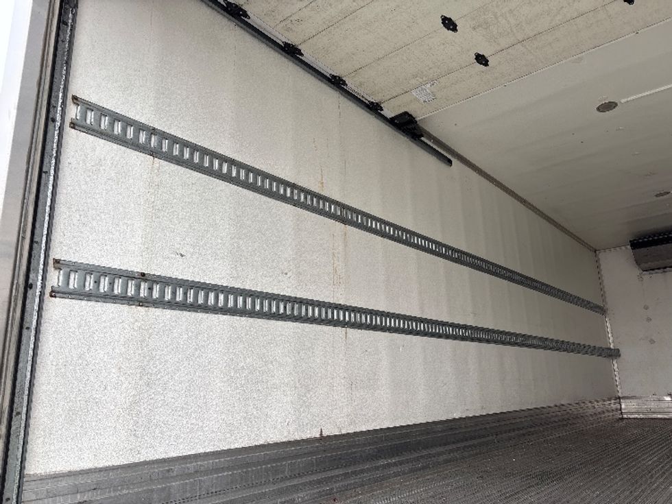 Refrigerated Truck-Light and Medium Duty Trucks-Freightliner-2020-M2-Charlotte-NC-164,966\n\t\tmiles-$ 62,000 - Image 11