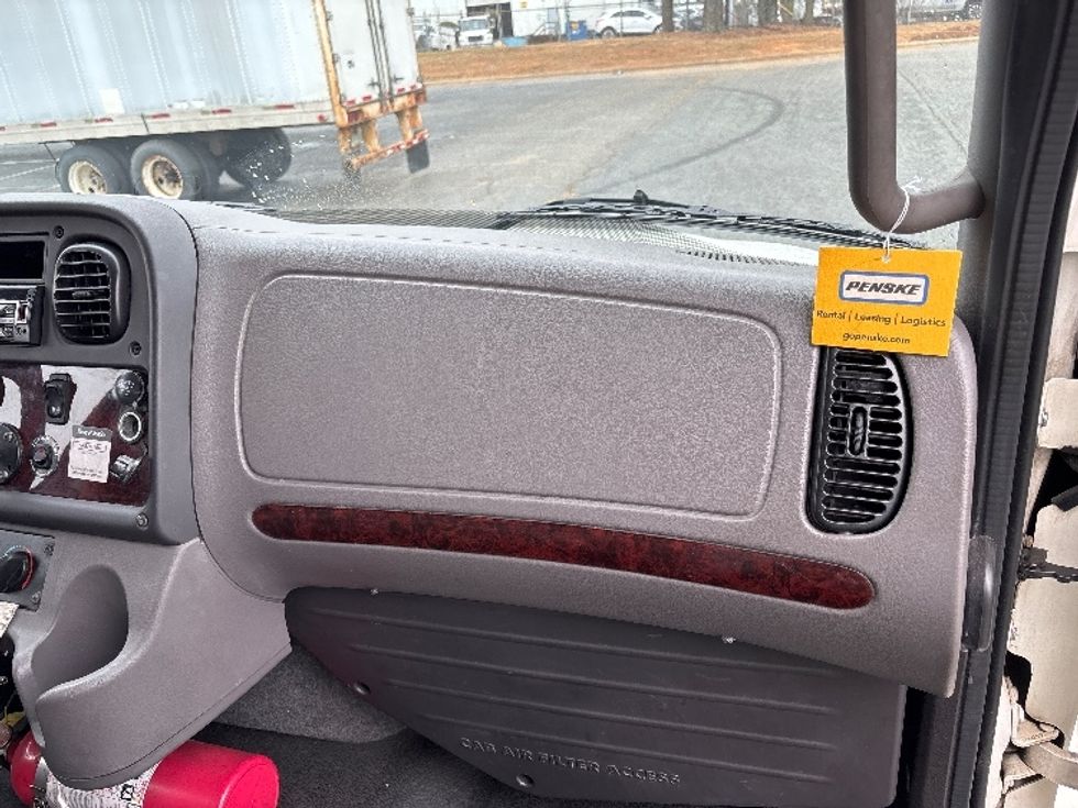 Refrigerated Truck-Light and Medium Duty Trucks-Freightliner-2020-M2-Charlotte-NC-164,966\n\t\tmiles-$ 62,000 - Image 21