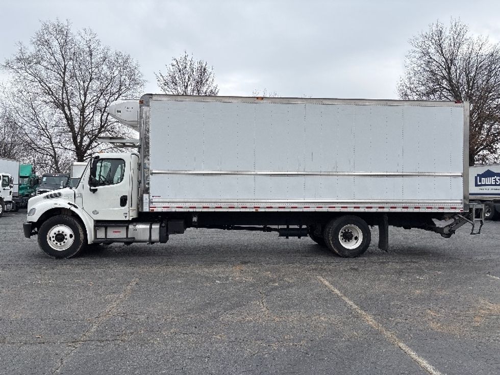 Refrigerated Truck-Light and Medium Duty Trucks-Freightliner-2020-M2-Charlotte-NC-164,966\n\t\tmiles-$ 62,000 - Image 4