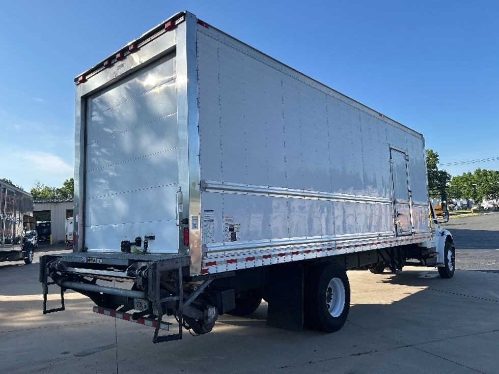 Refrigerated Truck-Light and Medium Duty Trucks-Freightliner-2020-M2-Charlotte-NC-210,126\n\t\tmiles-$ 50,750 - Image 13