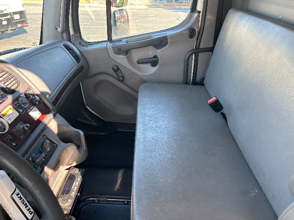 Refrigerated Truck-Light and Medium Duty Trucks-Freightliner-2020-M2-Charlotte-NC-210,126\n\t\tmiles-$ 50,750 - Image 19