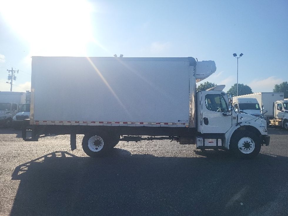 Refrigerated Truck-Light and Medium Duty Trucks-Freightliner-2020-M2-Charlotte-NC-302,030\n\t\tmiles-$ 23,750 - Image 15