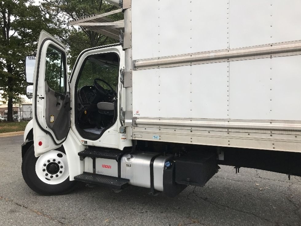 Refrigerated Truck-Light and Medium Duty Trucks-Freightliner-2020-M2-Charlotte-NC-311,674\n\t\tmiles-$ 44,750 - Image 16