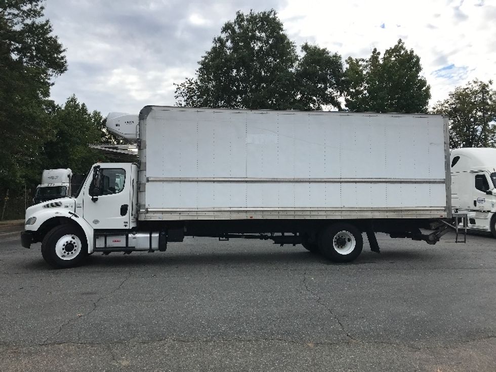 2020 Freightliner M2 106 Medium Duty photo 4