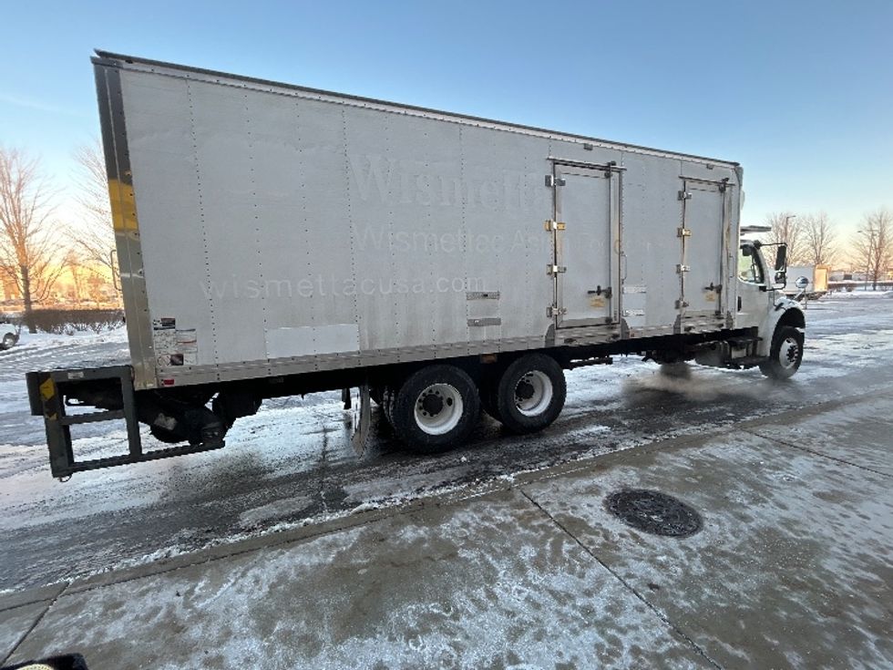 Refrigerated Truck-Light and Medium Duty Trucks-Freightliner-2020-M2-Chicago (Melrose Park)-IL-359,845\n\t\tmiles-$ 17,500 - Image 15