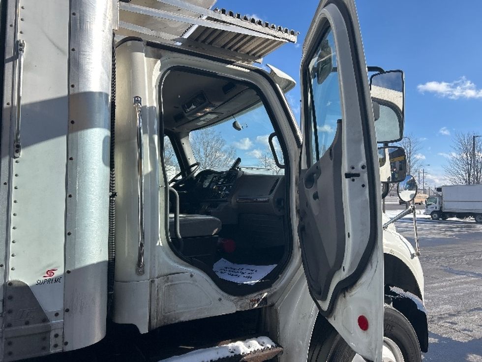 Refrigerated Truck-Light and Medium Duty Trucks-Freightliner-2020-M2-Chicago (Melrose Park)-IL-359,845\n\t\tmiles-$ 17,500 - Image 20