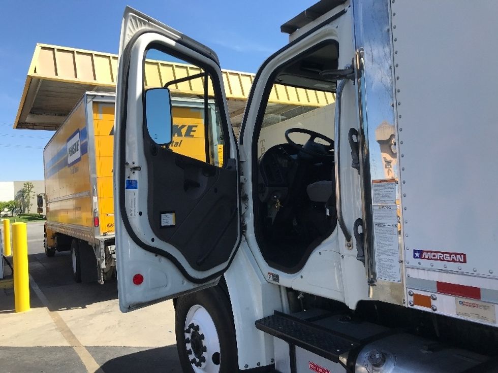 Refrigerated Truck-Light and Medium Duty Trucks-Freightliner-2020-M2-Chino-CA-247,876\n\t\tmiles-$ 54,500 - Image 16