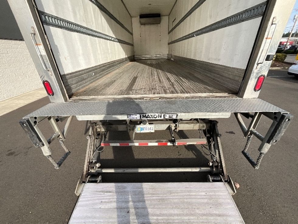 Refrigerated Truck-Light and Medium Duty Trucks-Freightliner-2020-M2-Clackamas-OR-183,733\n\t\tmiles-$ 57,250 - Image 10