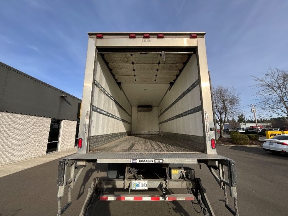 Refrigerated Truck-Light and Medium Duty Trucks-Freightliner-2020-M2-Clackamas-OR-183,733\n\t\tmiles-$ 57,250 - Image 8