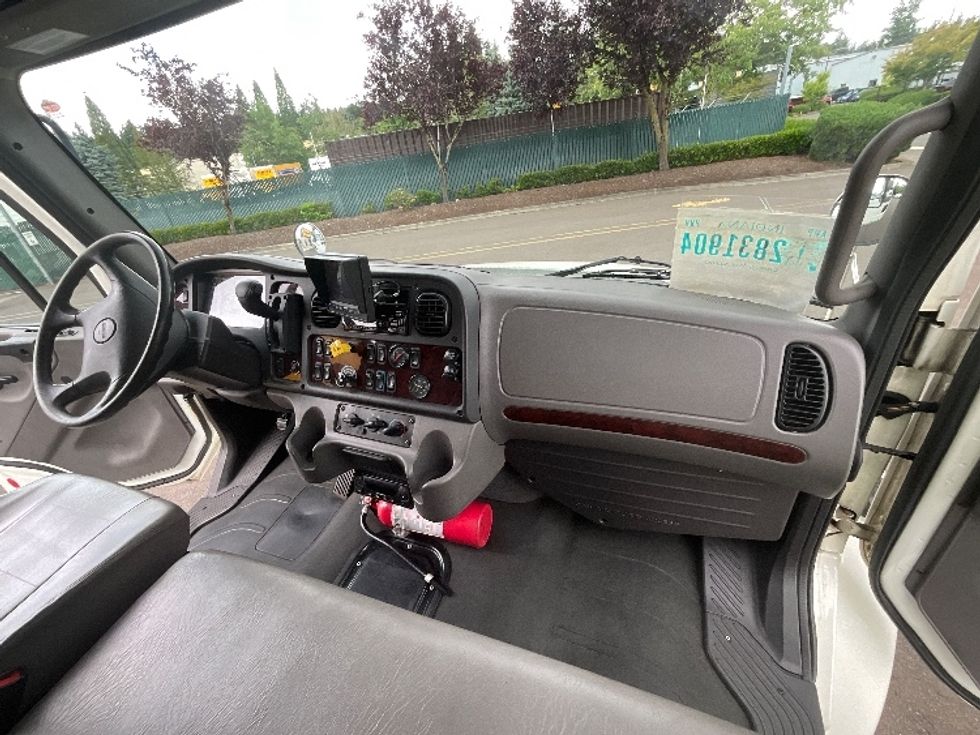Refrigerated Truck-Light and Medium Duty Trucks-Freightliner-2020-M2-Clackamas-OR-184,750\n\t\tmiles-$ 50,250 - Image 21