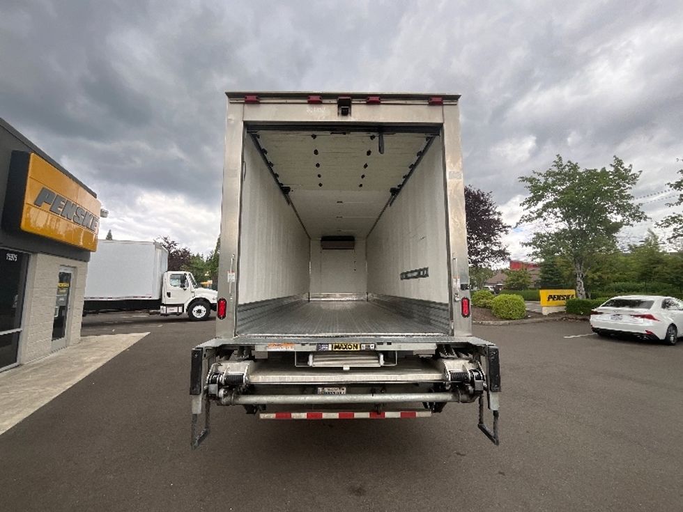 Refrigerated Truck-Light and Medium Duty Trucks-Freightliner-2020-M2-Clackamas-OR-184,750\n\t\tmiles-$ 50,250 - Image 8